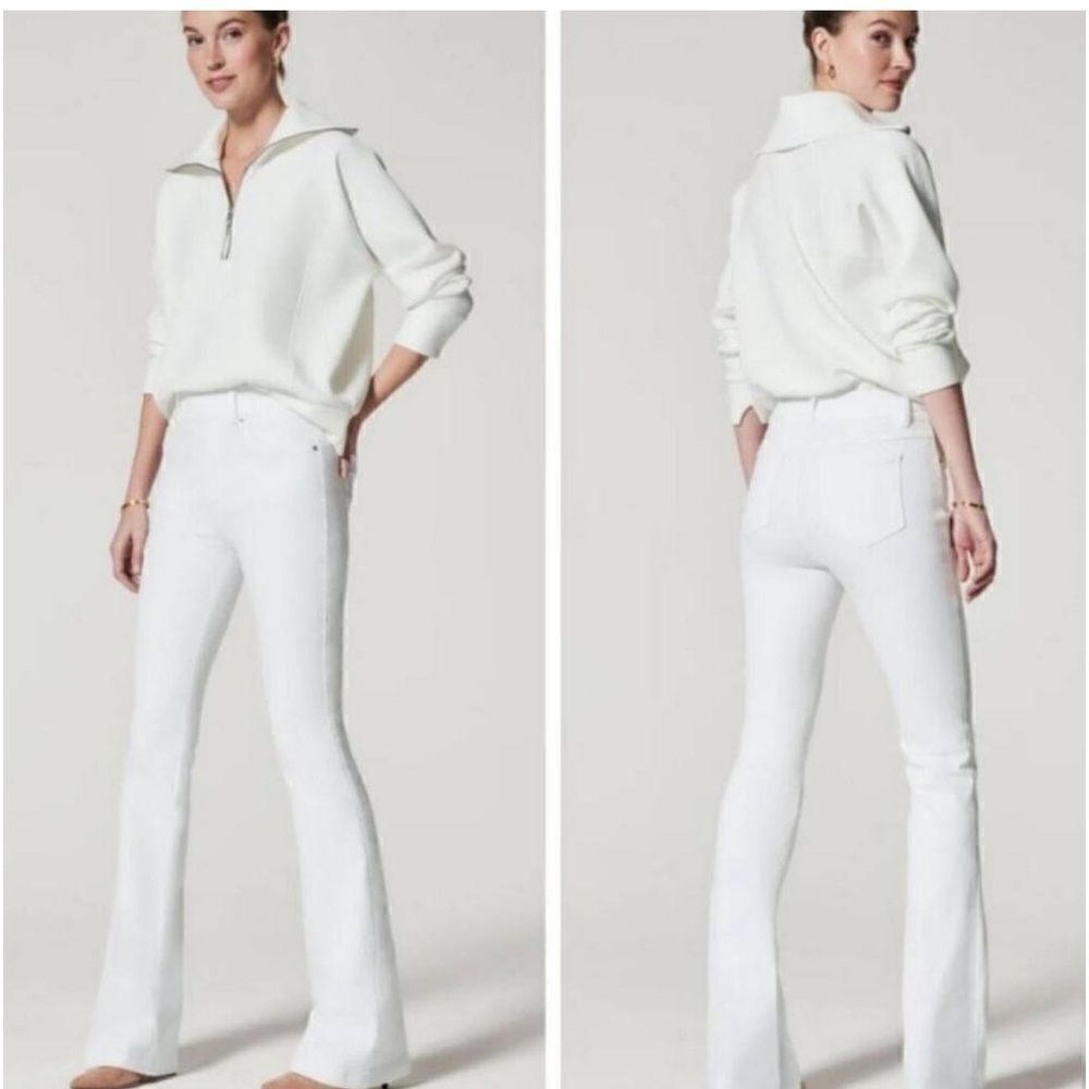SPANX Flare White Jeans Reflect Your Style!  Size Large $148